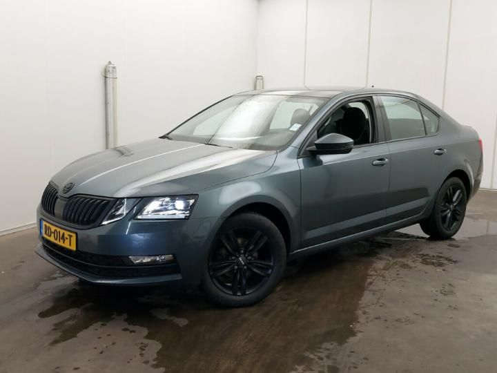 SKODA OCTAVIA 2017 tmbag9ne4j0170971