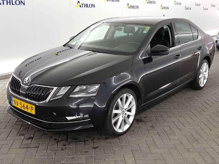 SKODA OCTAVIA 2017 tmbag9ne5j0055957