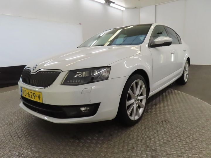 SKODA OCTAVIA 2016 tmbag9ne6h0148965