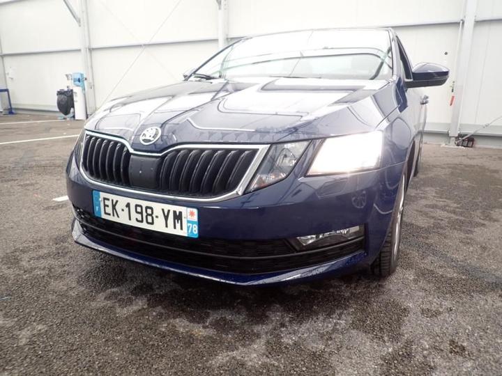 SKODA OCTAVIA 2017 tmbag9ne6j0022191