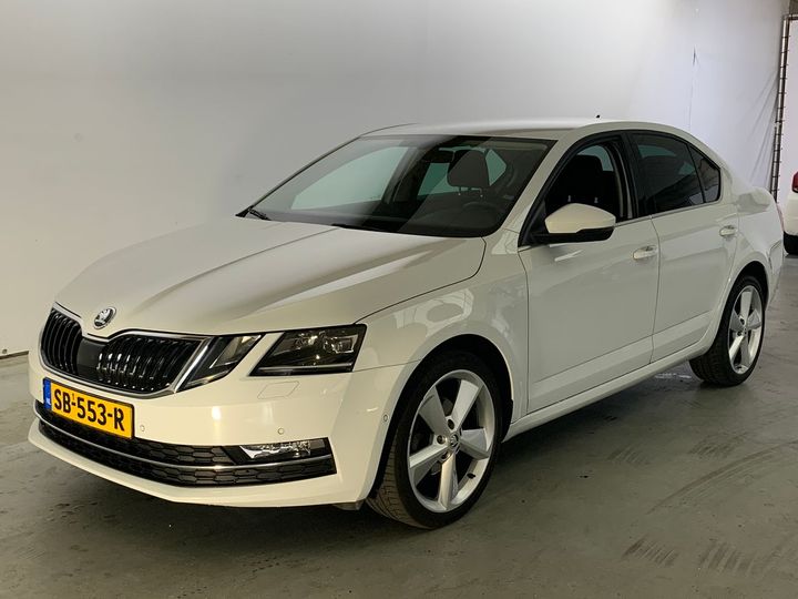 SKODA OCTAVIA 2018 tmbag9ne6j0268786