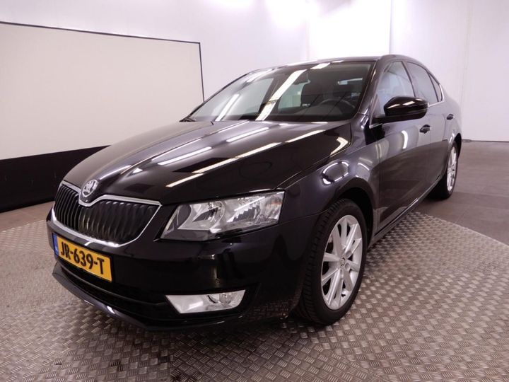 SKODA OCTAVIA 2016 tmbag9ne7g0268613