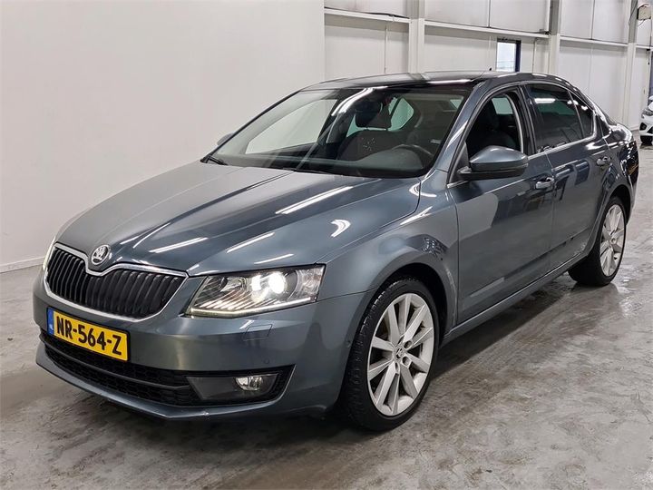 SKODA OCTAVIA 2018 tmbag9ne8h0146375