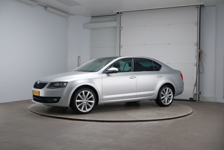 SKODA OCTAVIA 2016 tmbag9nexh0047461