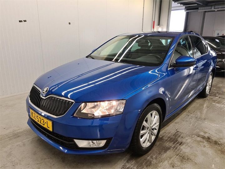 SKODA OCTAVIA 2017 tmbag9nexh0141386