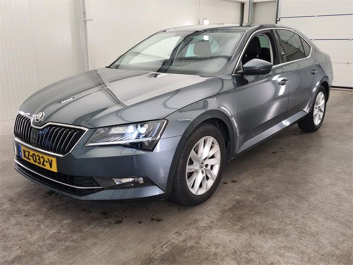 SKODA SUPERB 2017 tmbag9np0h7035988