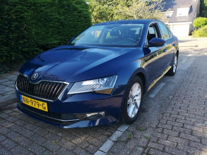 SKODA SUPERB 2017 tmbag9np1h7048393