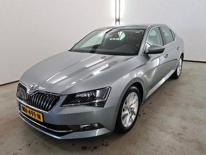 SKODA SUPERB 2017 tmbag9np1h7524352