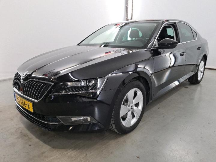 SKODA SUPERB 2017 tmbag9np1j7518007