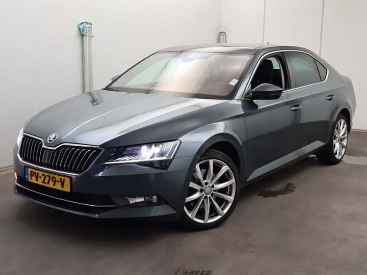 SKODA SUPERB 2018 tmbag9np2j7507016