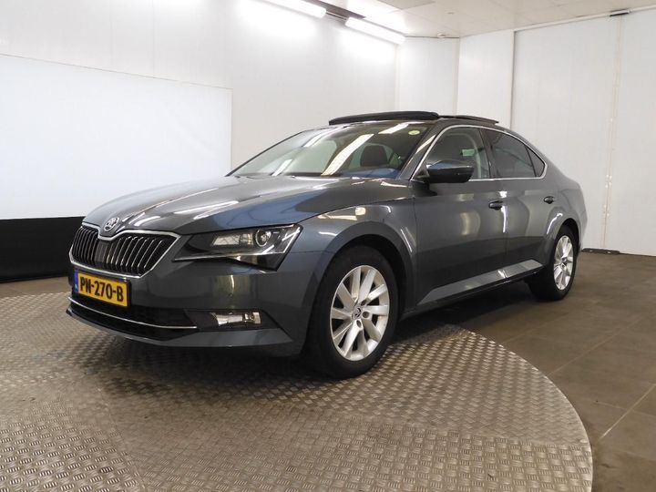 SKODA SUPERB 2017 tmbag9np2j7510403