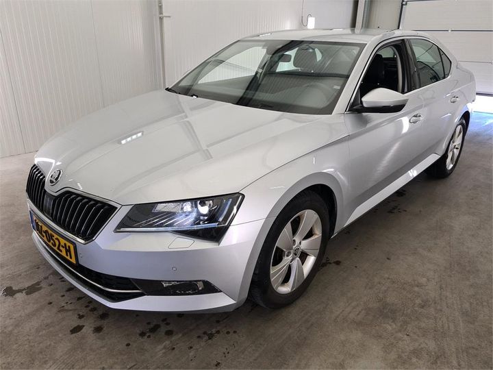 SKODA SUPERB 2017 tmbag9np3h7552394