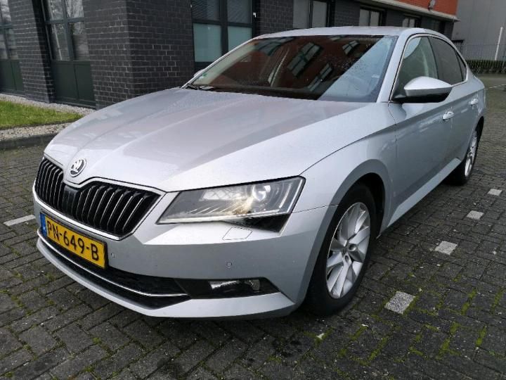 SKODA SUPERB 2017 tmbag9np4h7532445