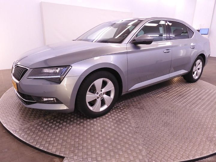 SKODA SUPERB 2017 tmbag9np4j7533584