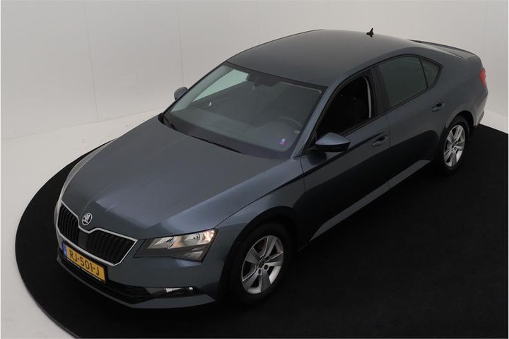 SKODA SUPERB 2018 tmbag9np4j7547615