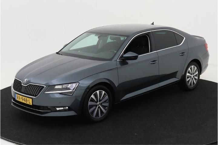 SKODA SUPERB 2018 tmbag9np5j7552175