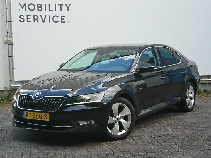 SKODA SUPERB 2018 tmbag9np5j7557604