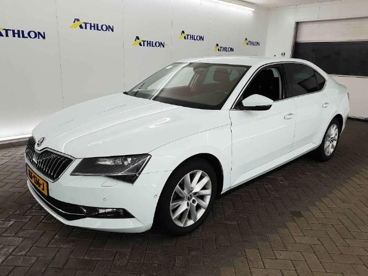 SKODA SUPERB 2016 tmbag9np6h7018256