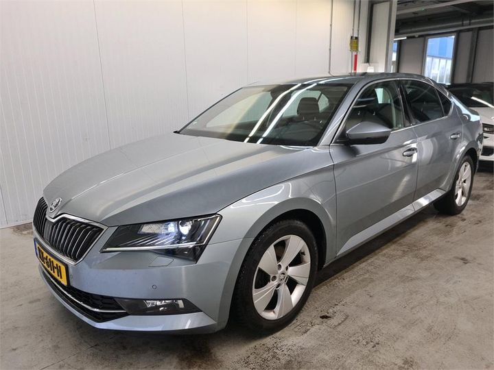 SKODA SUPERB 2017 tmbag9np6h7038281