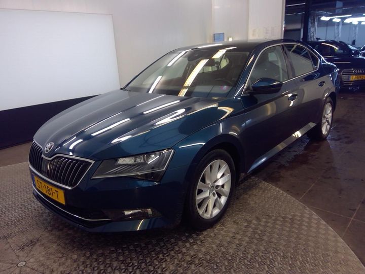 SKODA SUPERB 2018 tmbag9np6j7587985