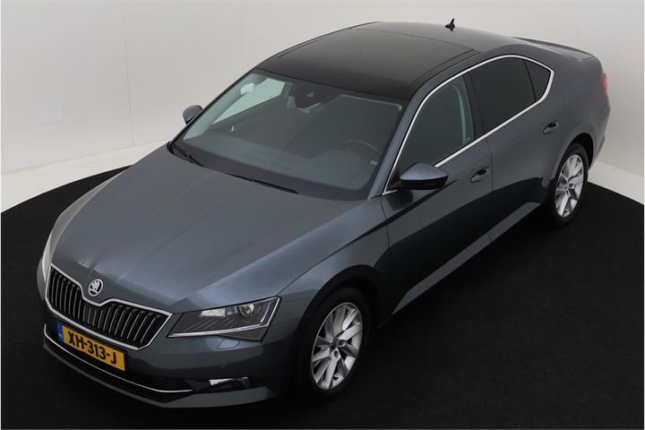 SKODA SUPERB 2019 tmbag9np6j7590790