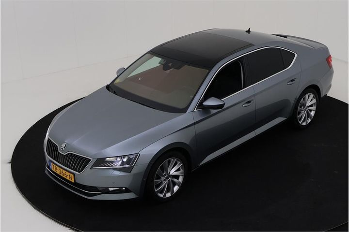 SKODA SUPERB 2018 tmbag9np7j7562352