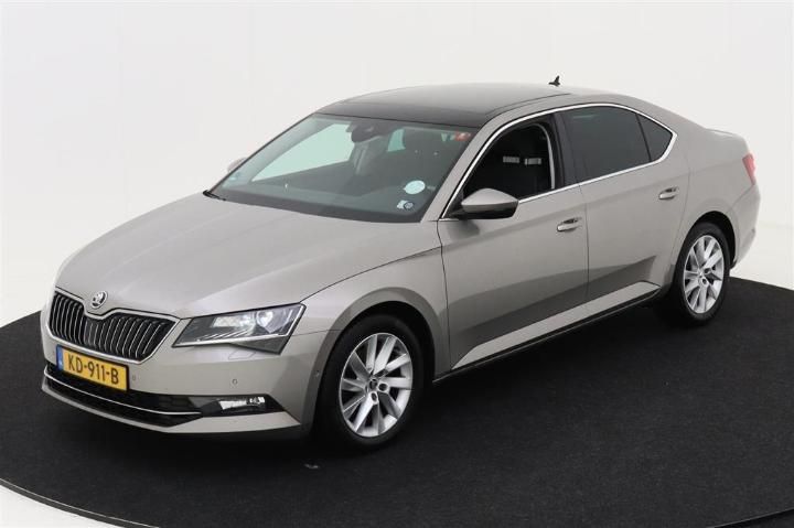 SKODA SUPERB 2016 tmbag9np8h7017352