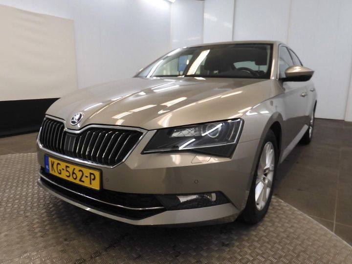 SKODA SUPERB 2016 tmbag9np8h7020011