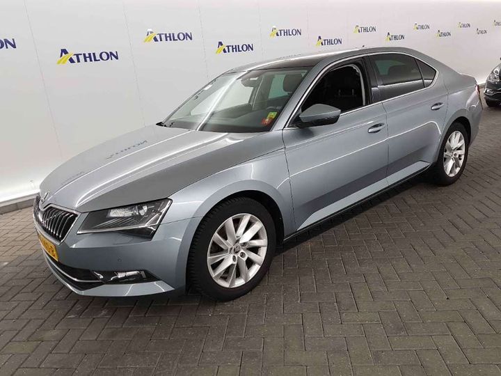 SKODA SUPERB 2017 tmbag9np8h7549457