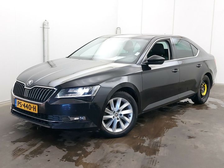 SKODA SUPERB 2018 tmbag9np8h7552424