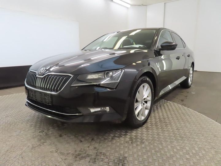 SKODA SUPERB 2017 tmbag9np8j7504055