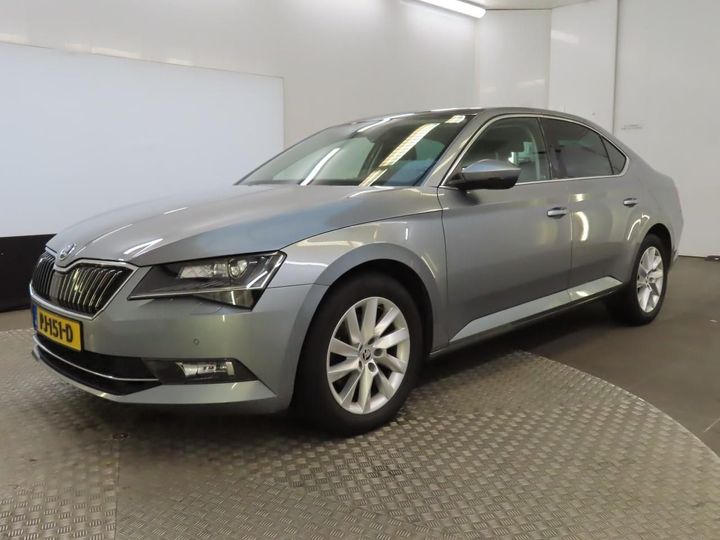 SKODA SUPERB 2017 tmbag9np9h7535485