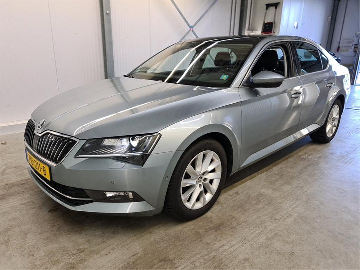 SKODA SUPERB 2017 tmbag9np9h7552884