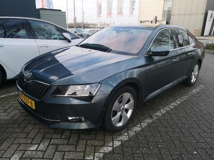 SKODA SUPERB 2018 tmbag9np9j7556942