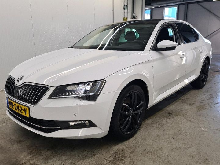 SKODA SUPERB 2017 tmbag9npxj7518099