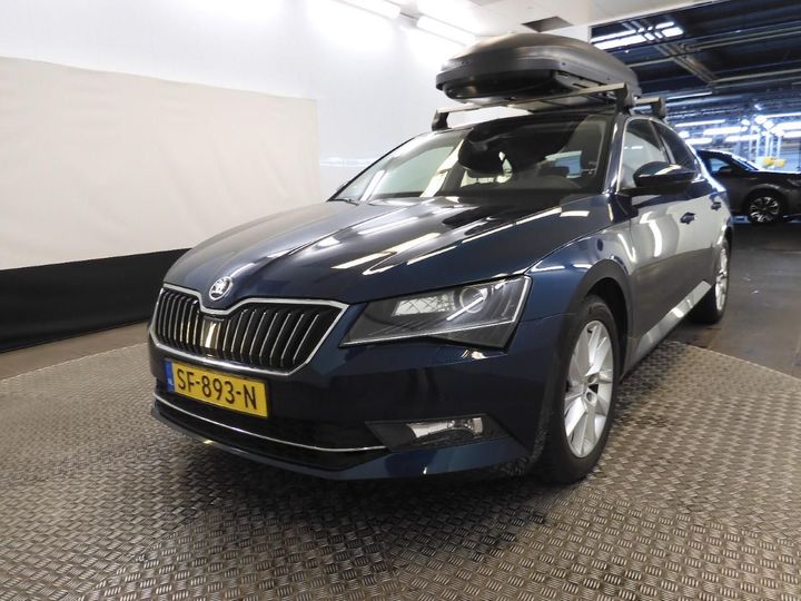 SKODA SUPERB 2018 tmbag9npxj7576102