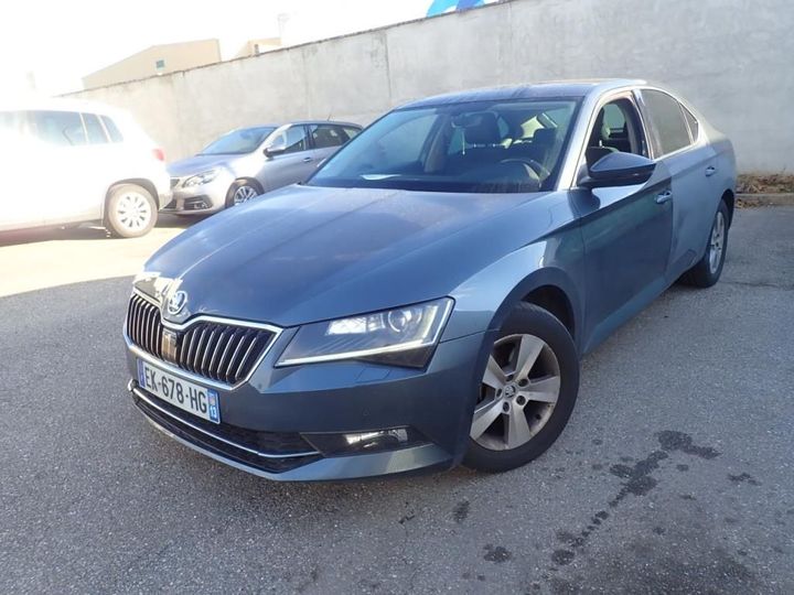 SKODA SUPERB 2017 tmbah7np0h7034048