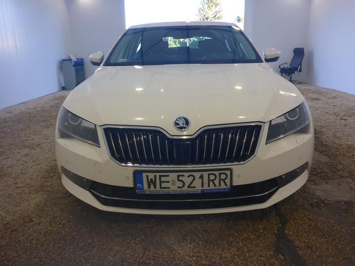 SKODA SUPERB 2017 tmbah7np0j7532174