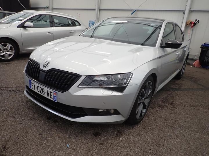 SKODA SUPERB 2018 tmbah7np0j7590480