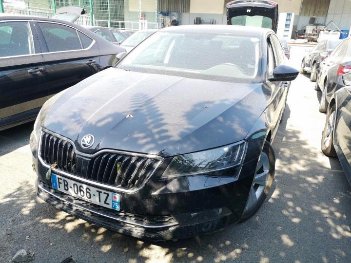 SKODA SUPERB 2018 tmbah7np1k7018593