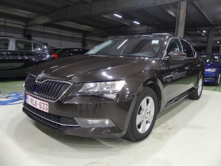 SKODA SUPERB 2017 tmbah7np2h7046184