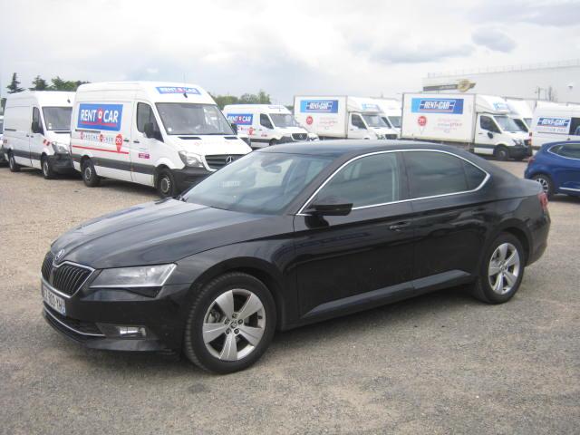 SKODA SUPERB 2018 tmbah7np2j7608882