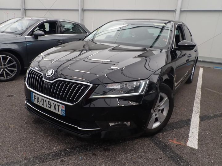 SKODA SUPERB 2018 tmbah7np3j7586861