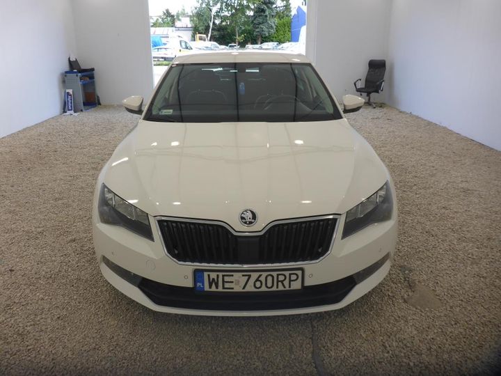 SKODA SUPERB 2017 tmbah7np7j7532835