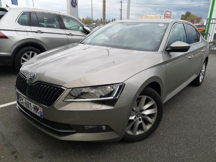 SKODA SUPERB 2017 tmbah7np8h7048425