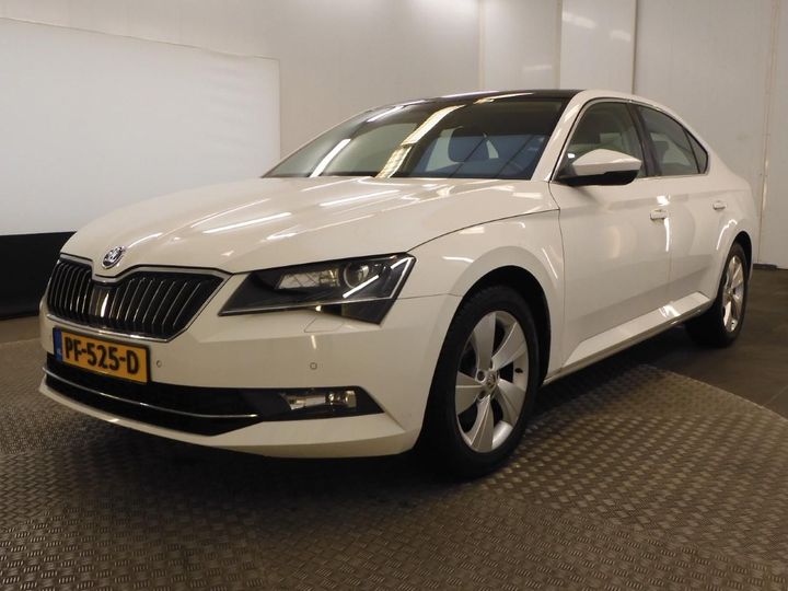 SKODA SUPERB 2017 tmbah9np2h7560323