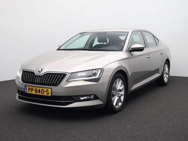 SKODA SUPERB 2017 tmbah9np2j7512293