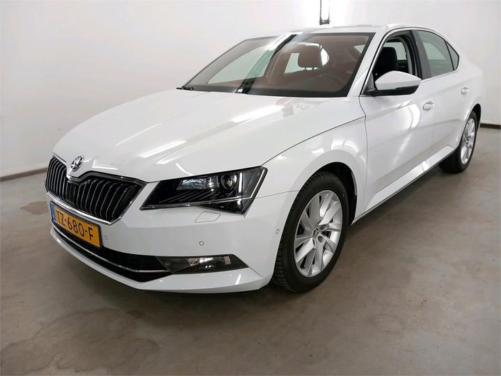 SKODA SUPERB 2019 tmbah9np4k7031575