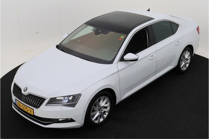 SKODA SUPERB 2019 tmbah9np5k7008869