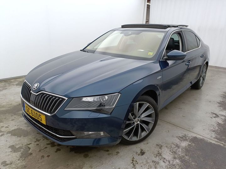 SKODA SUPERB 2019 tmbah9np5k7012338